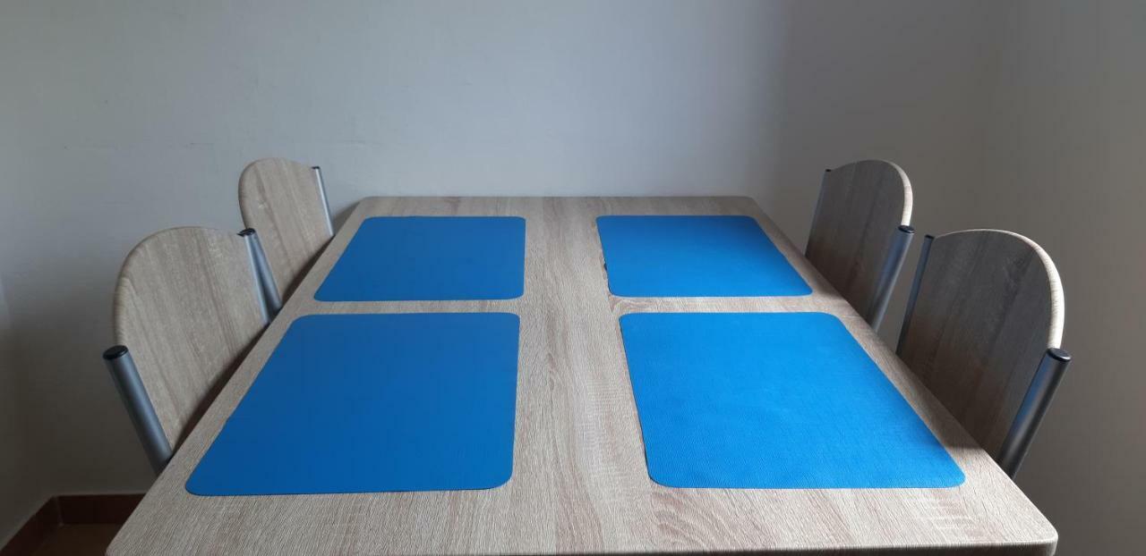 Max Apartment